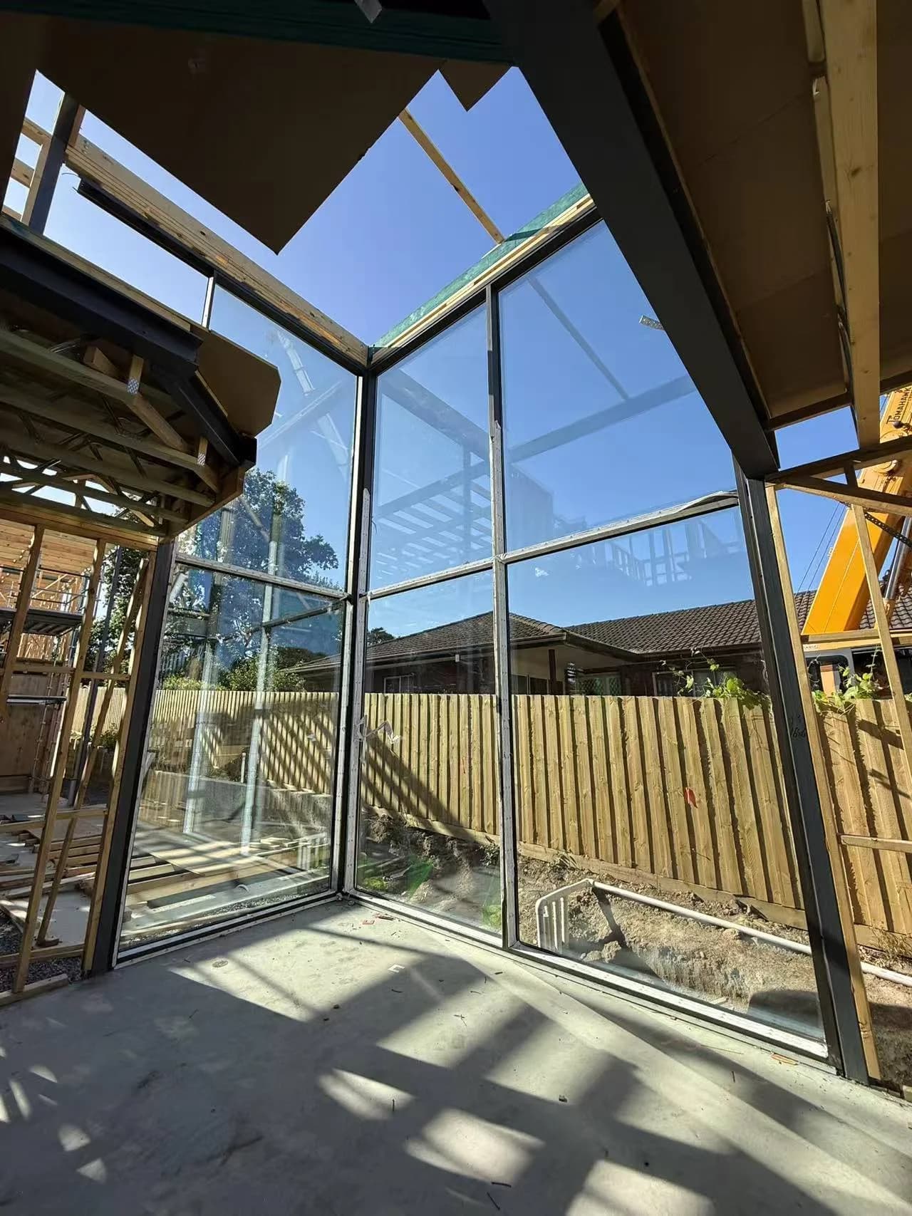 Contemporary Home Glass Features - Image 1